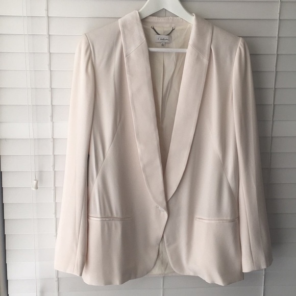Aritzia Jackets & Blazers - Aritzia Babaton Cream / Oak Cole Blazer Sz 0